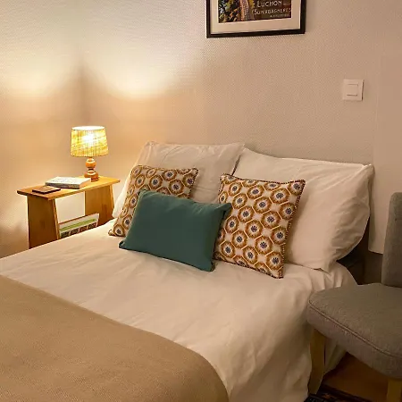 Newly Renovated Ground Floor Close To Thermes