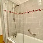 Newly Renovated Ground Floor Close To Thermes Lejlighed