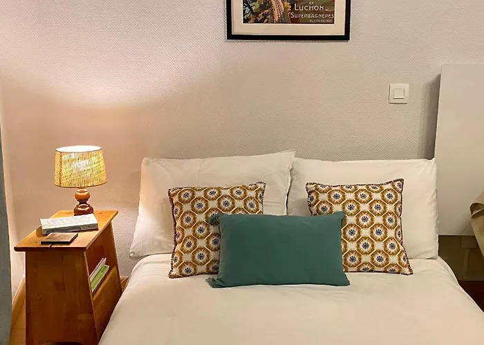 Newly Renovated Ground Floor Close To Thermes Bagneres-de-Luchon