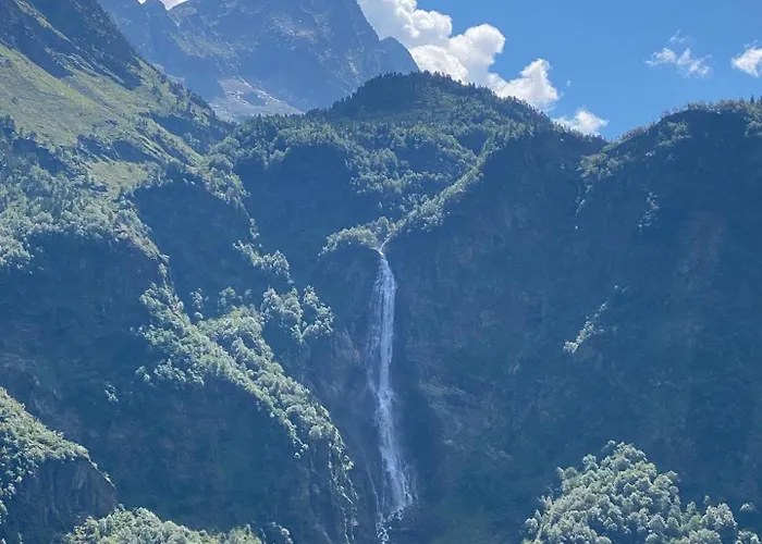 Newly Renovated Ground Floor Close To Thermes *